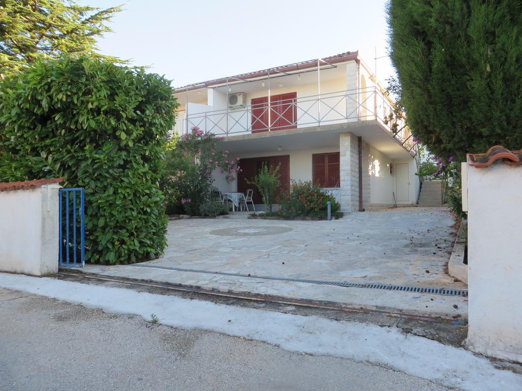 روغوزنيكا Apartment Ljubica الغرفة الصورة